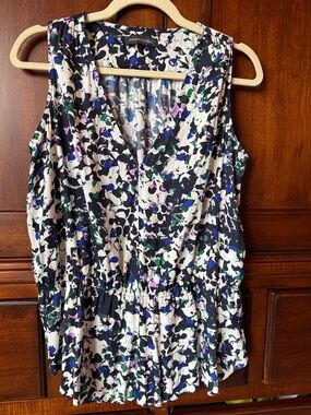 Banana Republic Black, White, Blue & Purple Floral Silky Sleeveless Peplum Top M